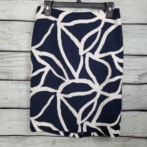 Ann Taylor Navy and White Floral Pencil Skirt